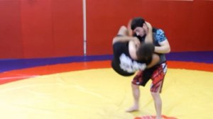 Болевой прием из стойки Висячка