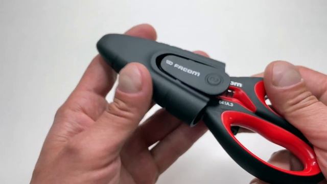 Ножницы электрика усиленные 160 мм Facom 841A.3 смотреть онлайн