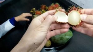Экзотические фрукты Пробуем с ребенком Привезли из ОАЭ