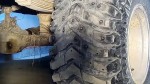 ШИПЫ ПЕРФОРАТОРОМ на зимнюю резину , проще не бывает .
