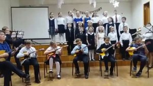 Ускакали деревянные лошадки