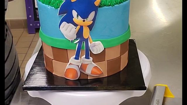 Decorate With Me! | SONIC CAKE! смотреть онлайн