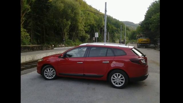 Renault MEGANE 3 Grandtour Privilege 2.0 16V CVT смотреть онлайн