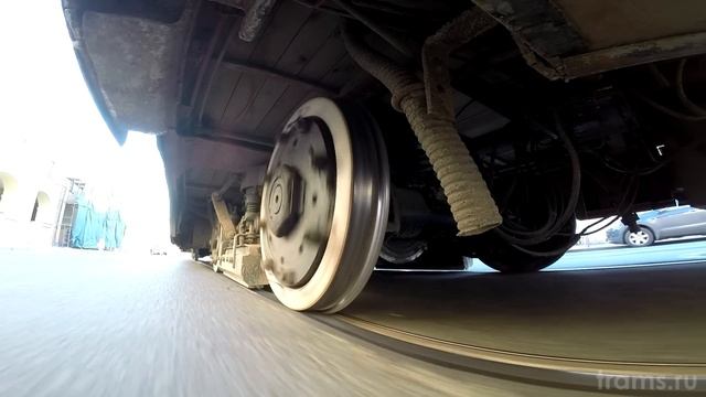 Под трамваем: тележка вагона 71-88Г № 2125 [GoPro] смотреть онлайн