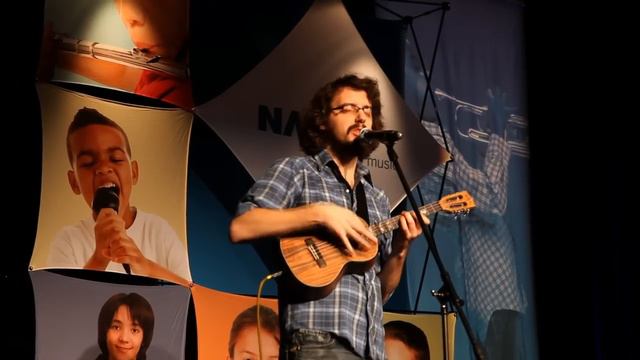 World's Best Ukulele Player смотреть онлайн