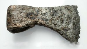 Реставрация древнего топора