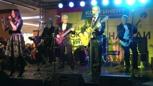 Поющие Гитары "Синяя Песня (Синий Иней)" (live)