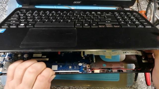 Dead Acer Aspire E1 V5WE2 смотреть онлайн