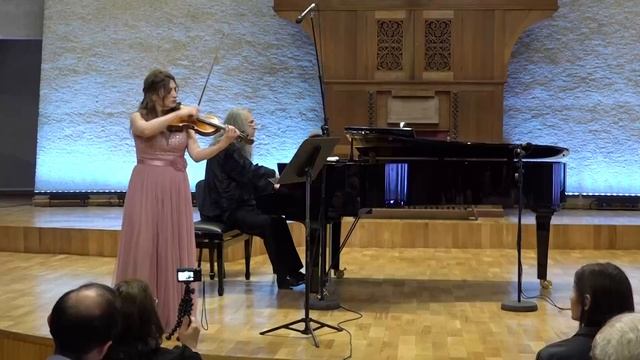 Alfred Schnittke - Polka, Kristina Chtchyan(violin),Sedrak Yerakanyan(piano) смотреть онлайн