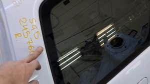 Subaru Forester меняем четверть задней боковины из-за коррозии...