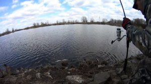 Огромная ЩУКА на ПИЛЬКЕР. Ловля СУДАКА ДЖИГОМ с берега на силикон.Супер клёв.