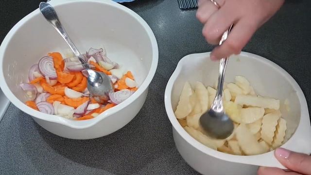 Вкусная еда в БАНКАХ? Может быть! Готовка без лишней возни и грязи! смотреть онлайн