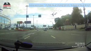 Санкт-Петербург. На машине по городу.