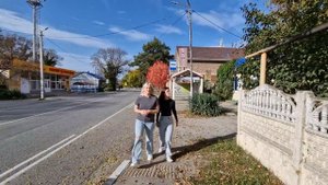 КОТТЕДЖ в стиле хай-тек в пригороде Геленджика | ДОМА и земельные УЧАСТКИ в селе Береговое