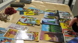 ВЕРНЕТСЯ ЛИ ОН КО МНЕ И КАК СЕБЯ ВЕСТИ? ЛЮБИТ ЛИ? ОБЩИЙ РАСКЛАД