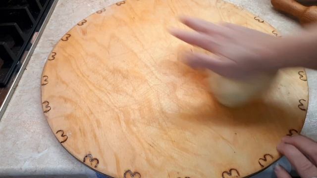 ?Когда хочеться пирожков, но лень возиться с тестом, я готовлю так пирожки? смотреть онлайн