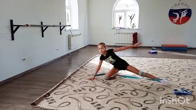 Поперечный шпагат. Упражнения для растяжки. Как сесть на поперечный шпагат.