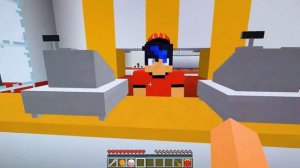 Aphmau's MEGA MCDONALDS In Minecraft!