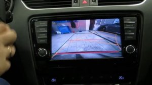 Skoda Octavia A7 - установка камеры заднего вида к ГУ Colambus