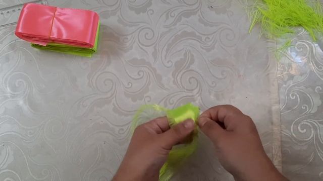 ИЗ АТЛАСНОЙ ЛЕНТЫ РЕЗИНКИ. СВОИМИ РУКАМИ смотреть онлайн