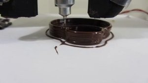 3d печать шоколадом на 3d принтере Chocola3d. Печать чашечки для коктейля.