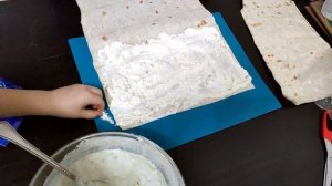 КАК СДЕЛАТЬ ТОРТ (пирог) ИЗ ЛАВАША БЕЗ ВЫПЕЧКИ / Рецепт быстрый торт за 10 минут