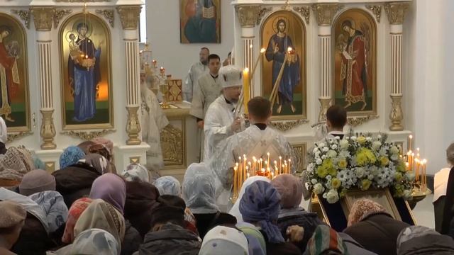 Первая литургия в возрожденном Свято-Покровском храме смотреть онлайн