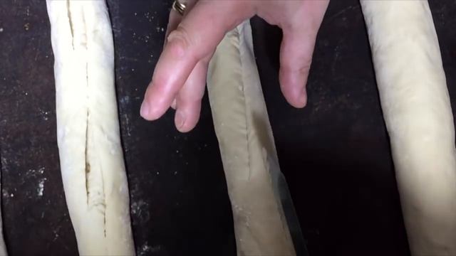 Как сделать надрезы на багете смотреть онлайн