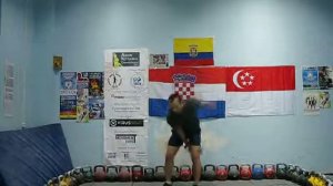 Жонглирование гирей. Комплекс основных 30-ти бросков