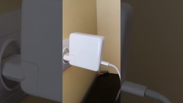 Странный звук из блока питания смотреть онлайн