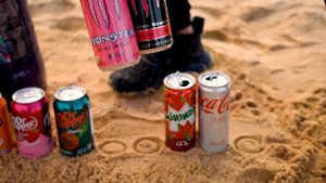 Mentos vs Big Fanta, Balloons Coca Cola, Mtn Dew, Schweppes, Monster and Orbeez in the Underground