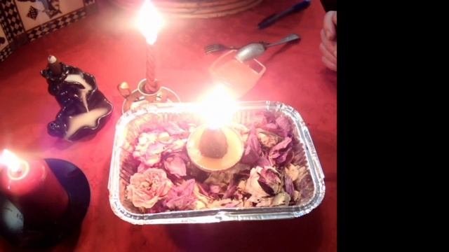 Ритуал на усиление обаяния и привлекательности