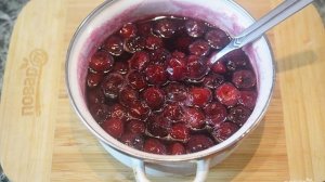 Вишневое варенье с косточками на зиму густое