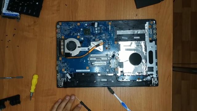 ?разборка sony vaio psg-71c12v замена матрицы и чистка системы охлаждение смотреть онлайн