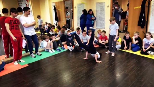 Battle school смотреть онлайн