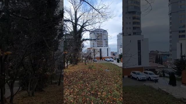 Живописная территория жилого комплекса Касабланка с видом на море и прогулочными аллеями