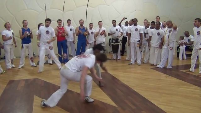 ACMB. Amarelo ponta azul cordas. Batizado e troca de cordas 2014 смотреть онлайн