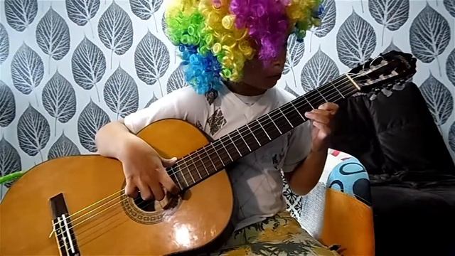 Песенка "От улыбки станет всем светлей" на гитаре. "КРОШКА ЕНОТ" смотреть онлайн