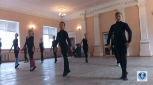 Урок классического танца - Changement de pieds+Releve