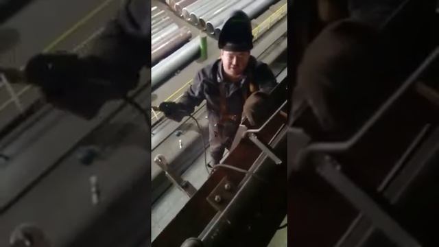 Троллеи меняем подкрановые смотреть онлайн