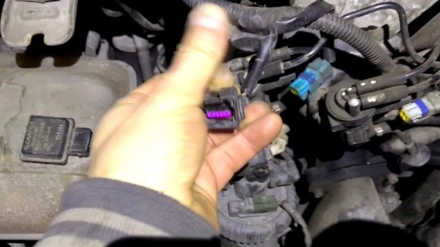 Remove the jabot PEUGEOT 807. Снимаем жабо PEUGEOT 807 смотреть онлайн