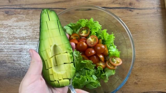 САЛАТ С МОРЕПРОДУКТАМИ / салат с креветками / салат с авокадо смотреть онлайн