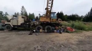 первый как и Гагарин Ю.А. кран КС 4562 на базе КрАЗ 250