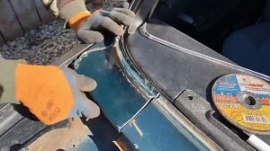 Замена угла рамки лобового стекла ваз классика, справился за 5 часов