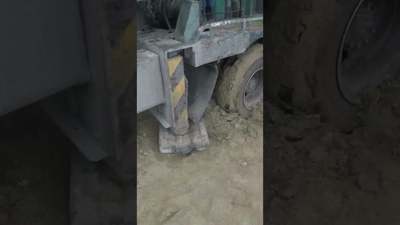 бетононасос застрял в песке @Shake72rus @качайбетон @бетон @работасбетоном