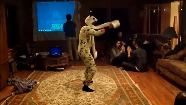 Young Life Tosa's Moscow Tango (AKA Harlem Shake) смотреть онлайн