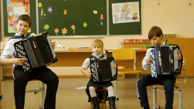Удивительное трио из станицы Крыловская. Выступление перед школьниками 6.03.2019