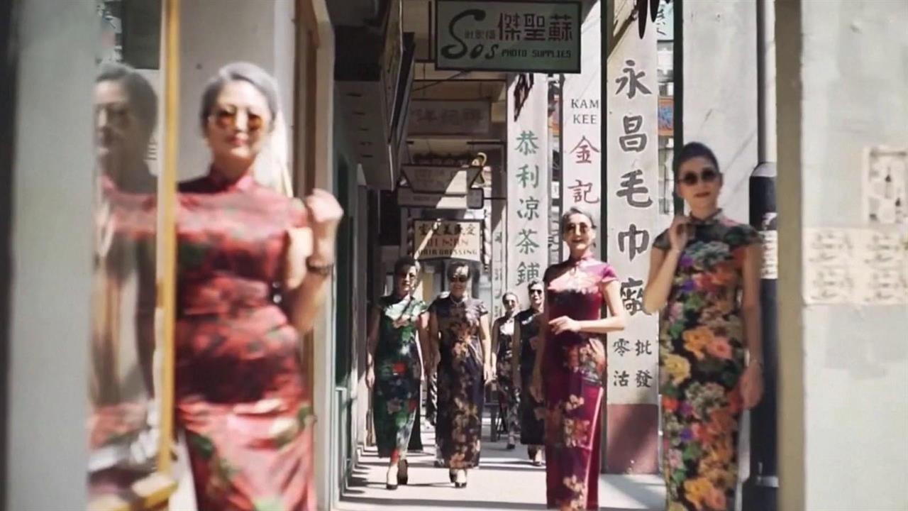 В Китае задают стиль модные бабушки