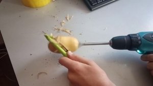 Как быстро почистить картошку шуруповёртом