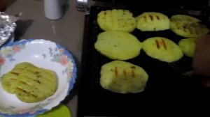 Быстрое приготовление обеда/ужина бёдрышки курицы, картофеля и лука в электрогриле Kitfort